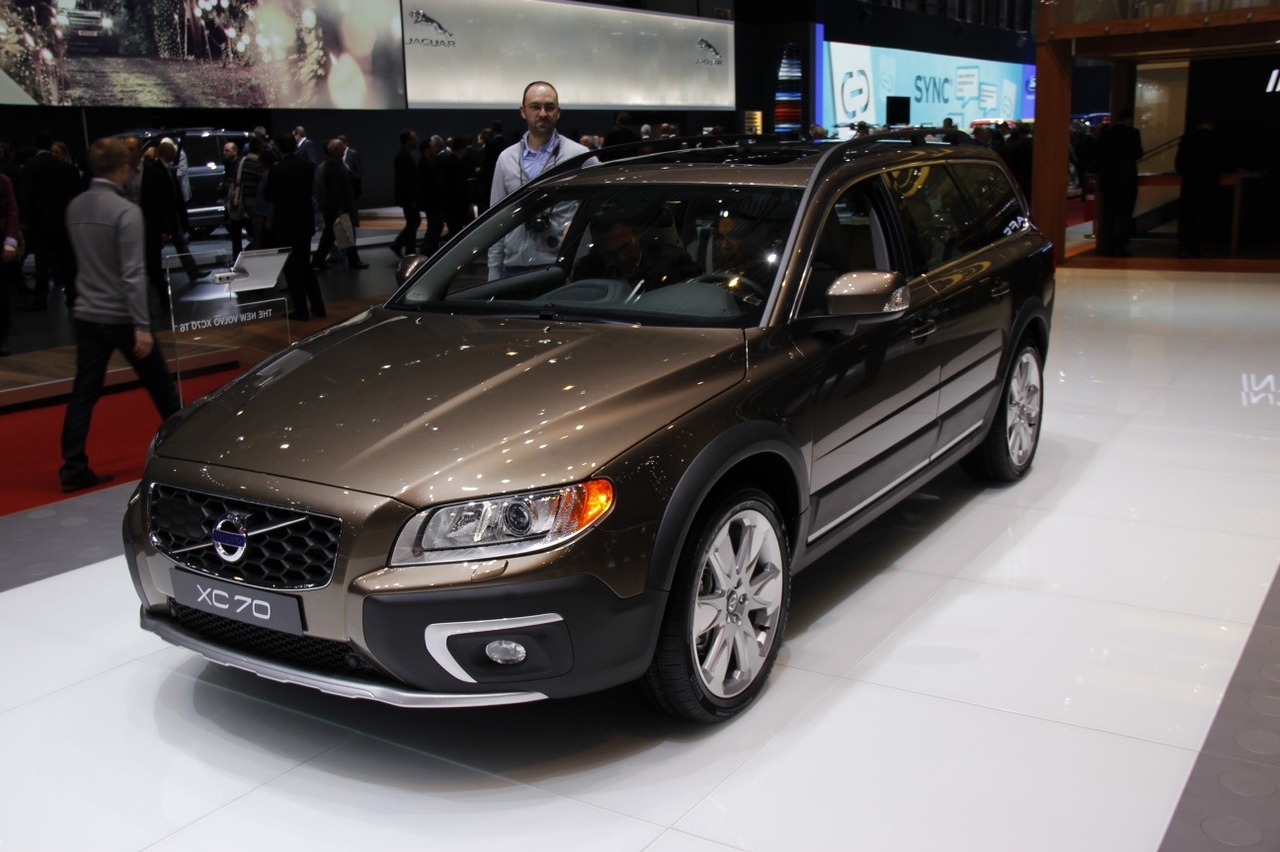 Купить вольво в красноярске. Вольво хс70 новая. Volvo xc70 2021. Вольво xc70 новая. Вольво хс70 2023.