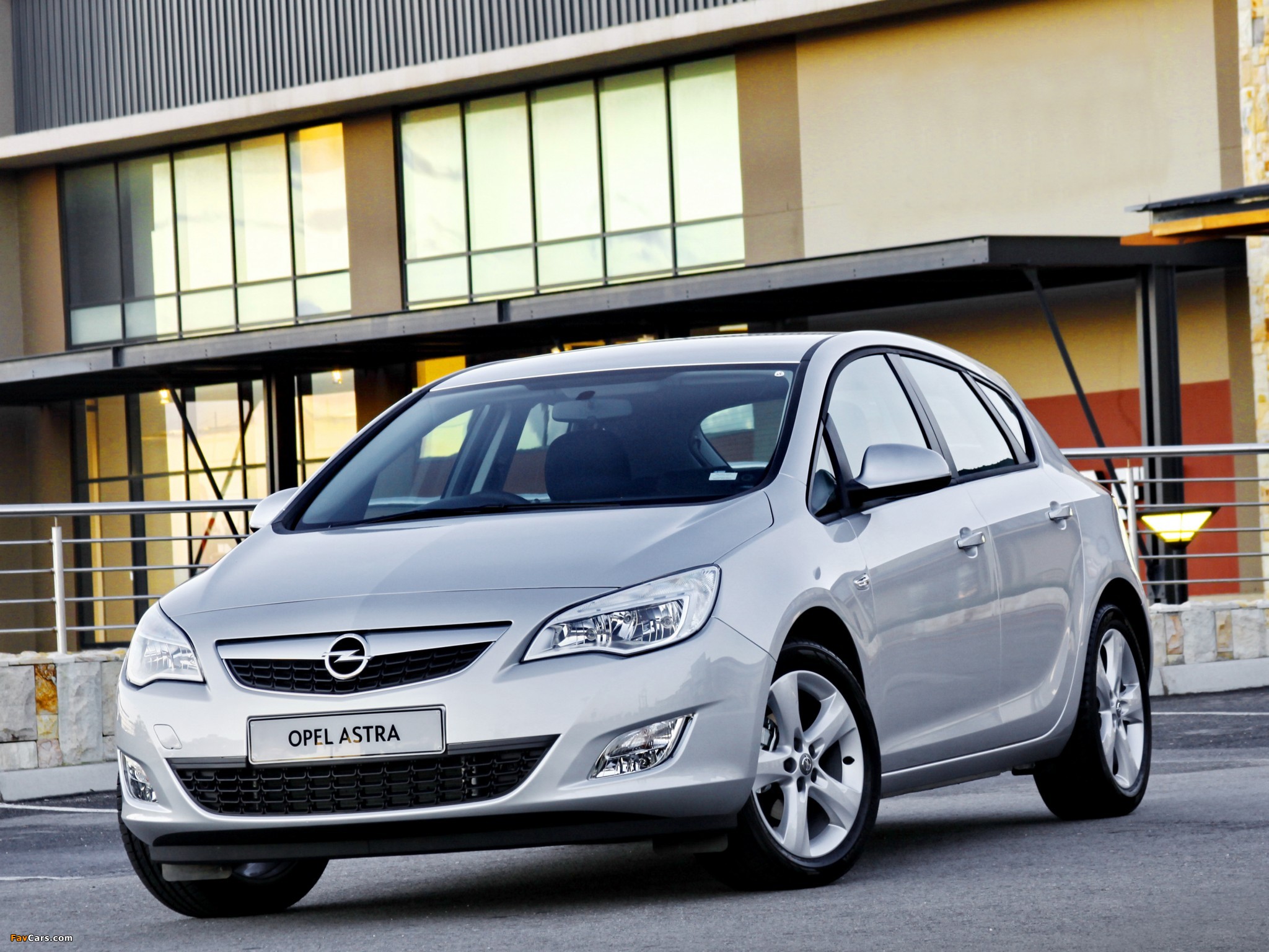 Стоимость opel. Opel Astra 2010. Opel Astra j 2010. Opel Astra 2012. Opel Astra j 2008.