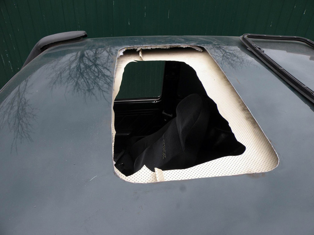 Как установить люк на крышу автомобиля: «Прокачать» машину? Можно, если ГИБДД разрешит — журнал За рулем