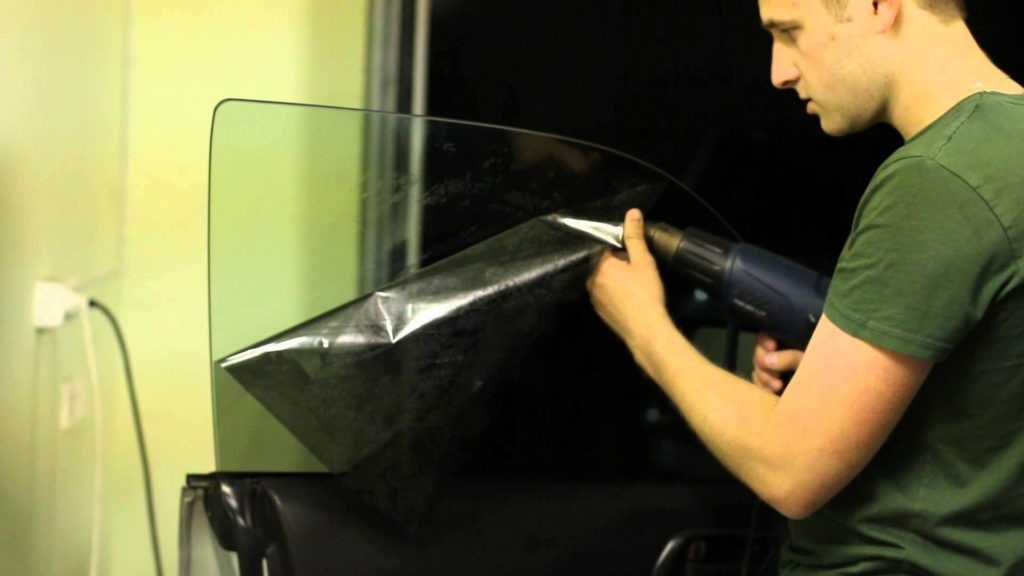 Чем снять тонировку со стекла автомобиля: 3 Способа Снятия Тонировочных Пленок со Стекла автомобиля