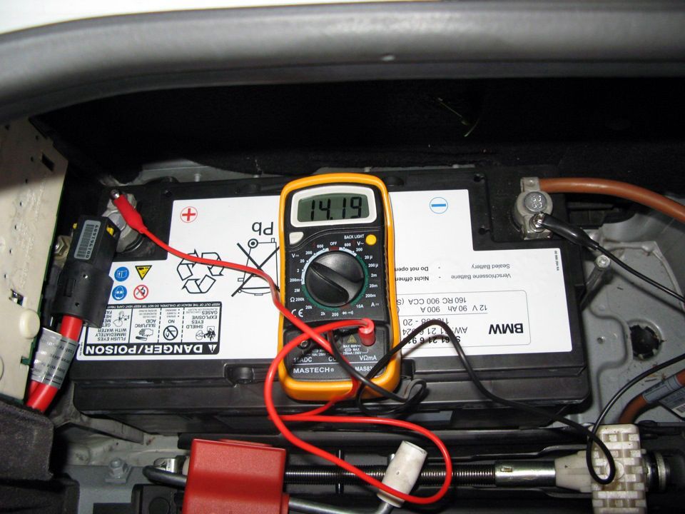 Как проверить состояние автомобильного аккумулятора: Как проверить АКБ, как проверить аккумулятор машины