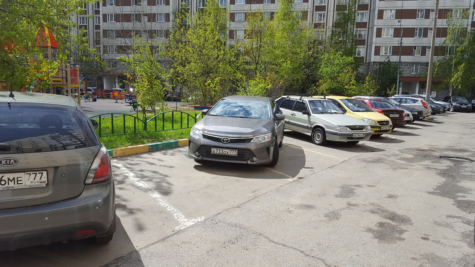 Пожаловаться на неправильно припаркованный автомобиль: В Москве заработало приложение для жалоб на неправильную парковку :: Autonews