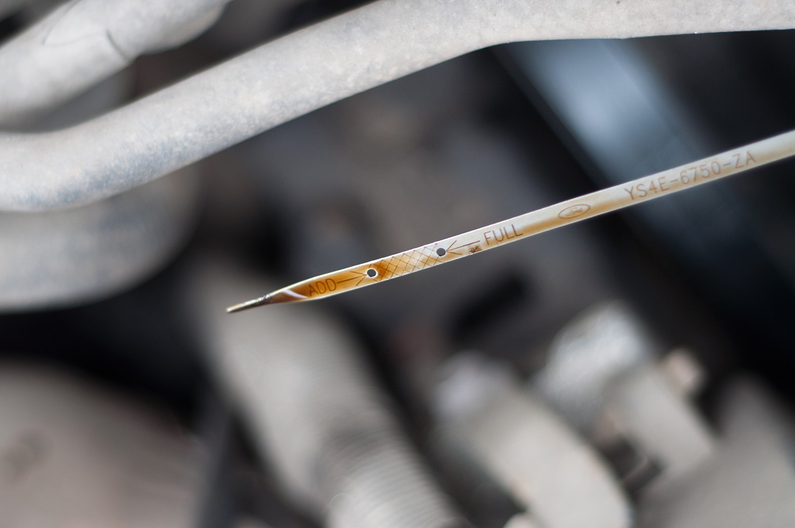 Как правильно замерить масло в двигателе: Как проверять уровень масла в двигателе?