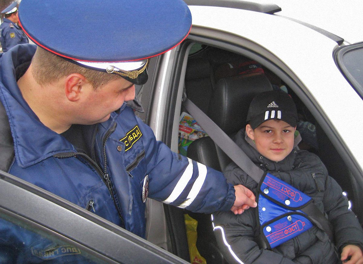 Можно ли возить детей на переднем сиденье: Правила перевозки детей в автомобиле 2021 - ПДД, изменения, комментарии