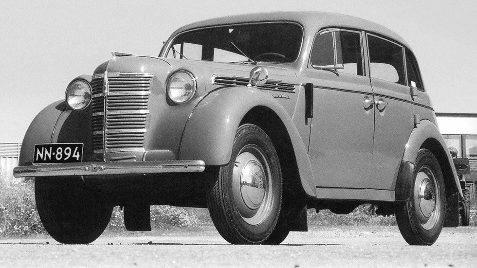 Опель история компании: История создания и развития марки Opel. Узнайте, как был создан и развивался автомобильный бренд Опель, и чем Опель известен в наше время.