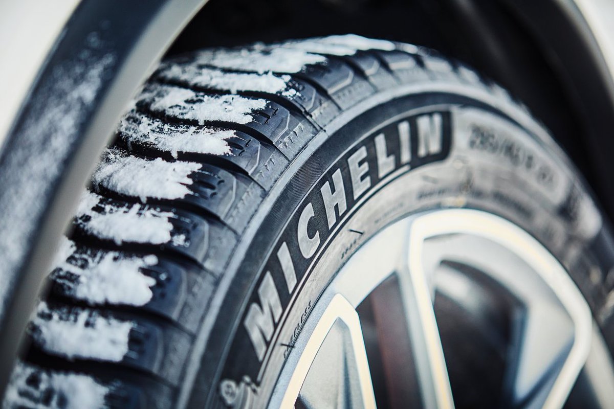 Какой лучше протектор на зимней резине: Скользкий вопрос: что лучше для зимы — шипованные или нешипованные шины?