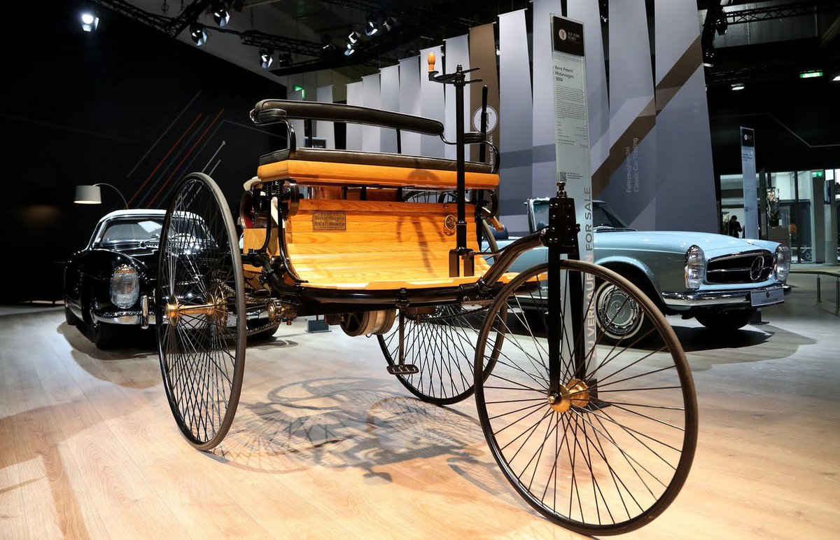 Какую можно купить первую машину. Benz Patent-Motorwagen 1886. Автомобиль Benz Patent-Motorwagen. Первый Мерседес Бенц 1886.
