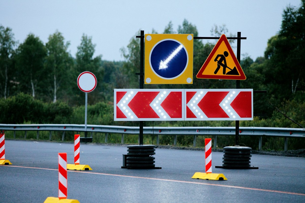 Как установить дорожный знак на дороге: Правила установки дорожных знаков — размеры и высота дорожных знаков ПДД по ГОСТ