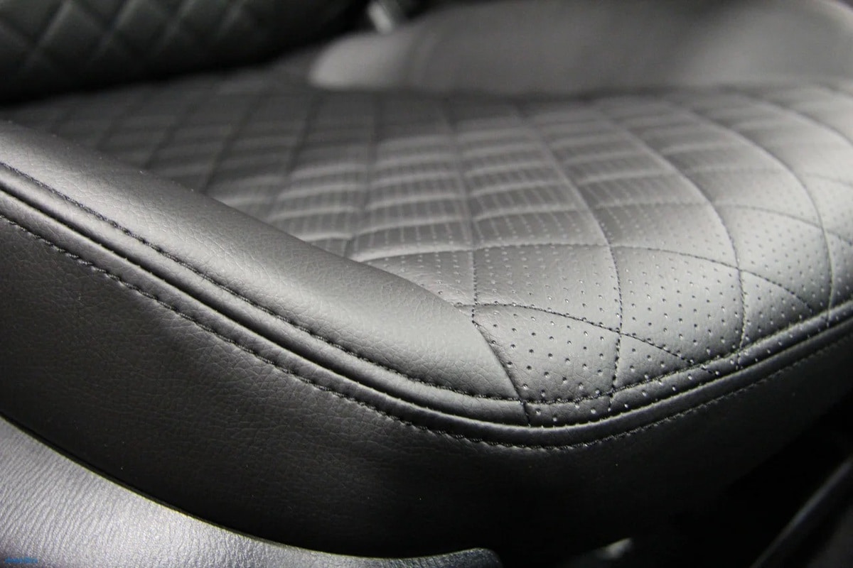 Какой материал лучше для авточехлов: Какие ткани лучше для чехлов в авто?