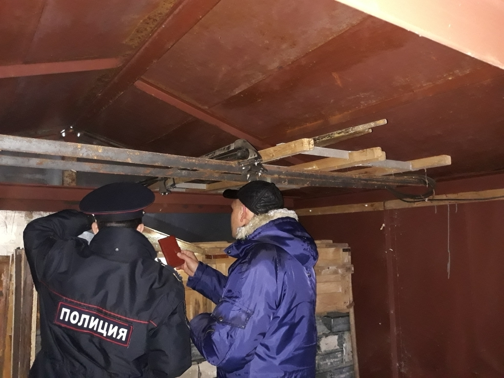 Взлом гаража: Взлом гаража