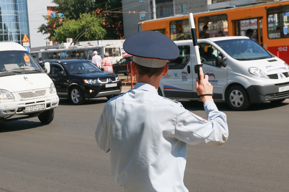 Приложение дпс. Патруль ГИБДД. ДПС патрулирование. Инспектор ГИБДД патруль. Скрытый патруль ДПС.