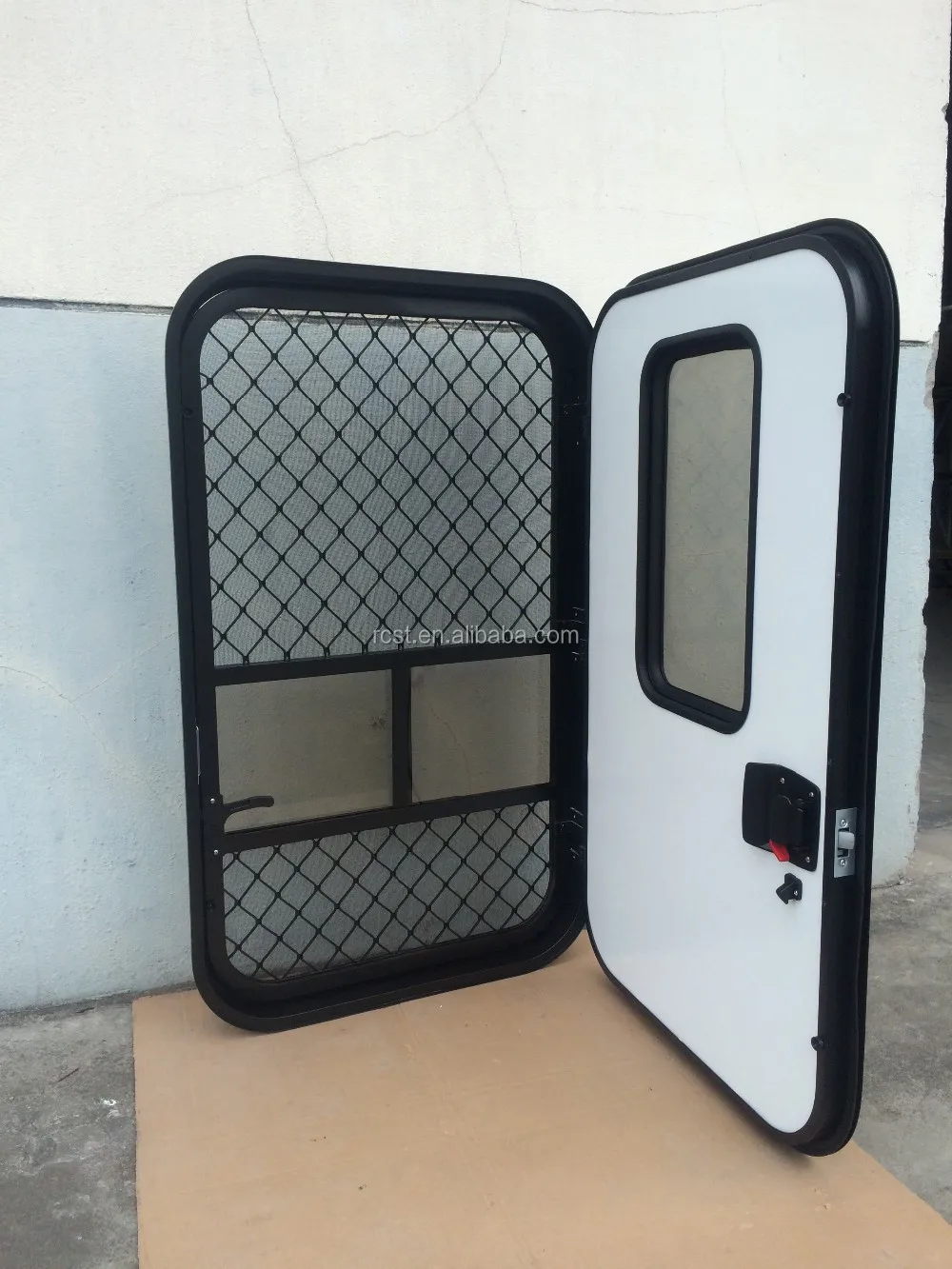 Окна для прицепа дачи: Каталог товаров - Окна Dometic, Heki, Carbest двойной стеклопакет (пластик)