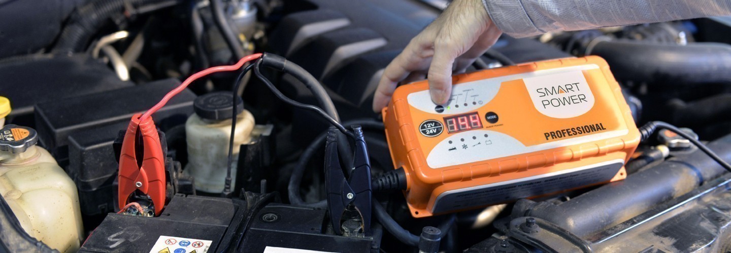 Как зарядить аккумулятор без зарядки: Как зарядить аккумулятор автомобиля - читайте в разделе Учебник в Журнале Авто.ру