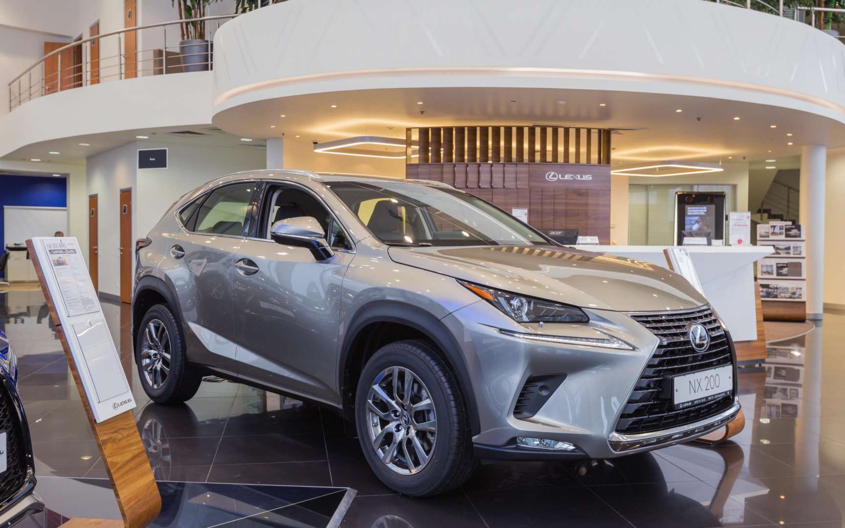 Завод лексус: Компакт Lexus NX впервые встанет на конвейер вне Японии — ДРАЙВ