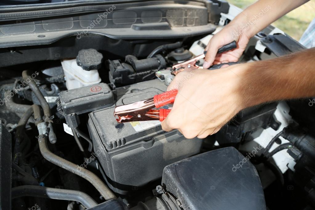 Как завести авто если сел аккумулятор: способы запуска автомобиля с разряженной батареей