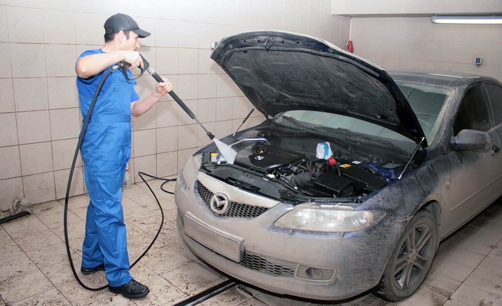 Чем мыть двигатель автомобиля своими руками: Мойка двигателя автомобиля - как правильно мыть мотор своими руками