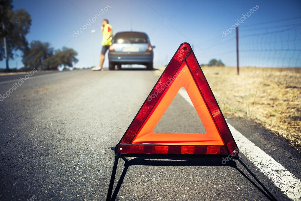 Аварийный знак выставляется на расстоянии: ПДД РФ, 7. Применение аварийной сигнализациии знака аварийной остановки 