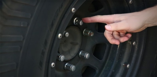 Как снять секретный болт с колеса: Как снять секретку с колеса, если нет специального ключа