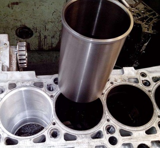 Что такое гильзовка двигателя: Авторская статья "Гильзовка гипер-эвтектических алюсиловых блоков" на сайте инженерной-технологической компании Механика