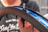 Как устроено бескамерное колесо: Бескамерные покрышки на велосипед