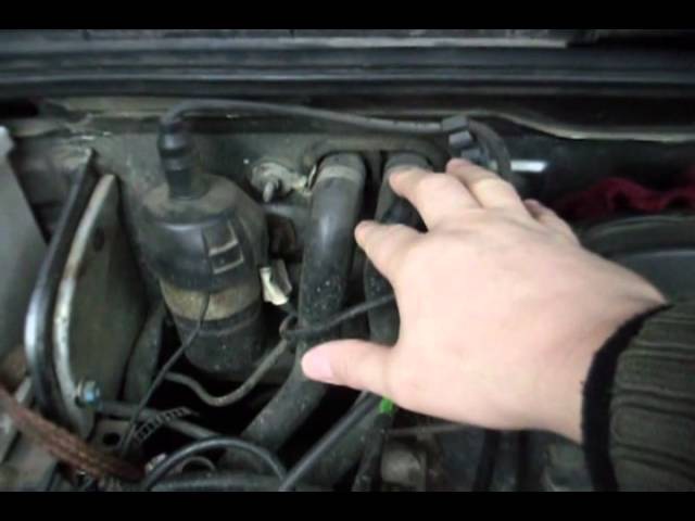 Как выгнать воздух из системы отопления автомобиля: Как убрать воздушную пробку из системы охлаждения двигателя