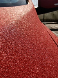 Покрытие на автомобиль: виды защиты ЛКП от сколов и царапин, плюсы и минусы жидкого стекла и резины, керамического, оклейки антигравийной пленкой