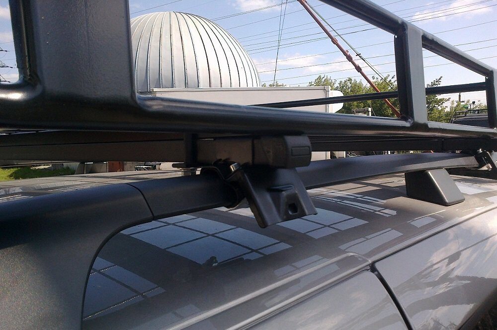 Крепление багажника на крышу автомобиля своими руками: Как самостоятельно сделать экспедиционный багажник для машины. Крепление багажника на крышу своими руками