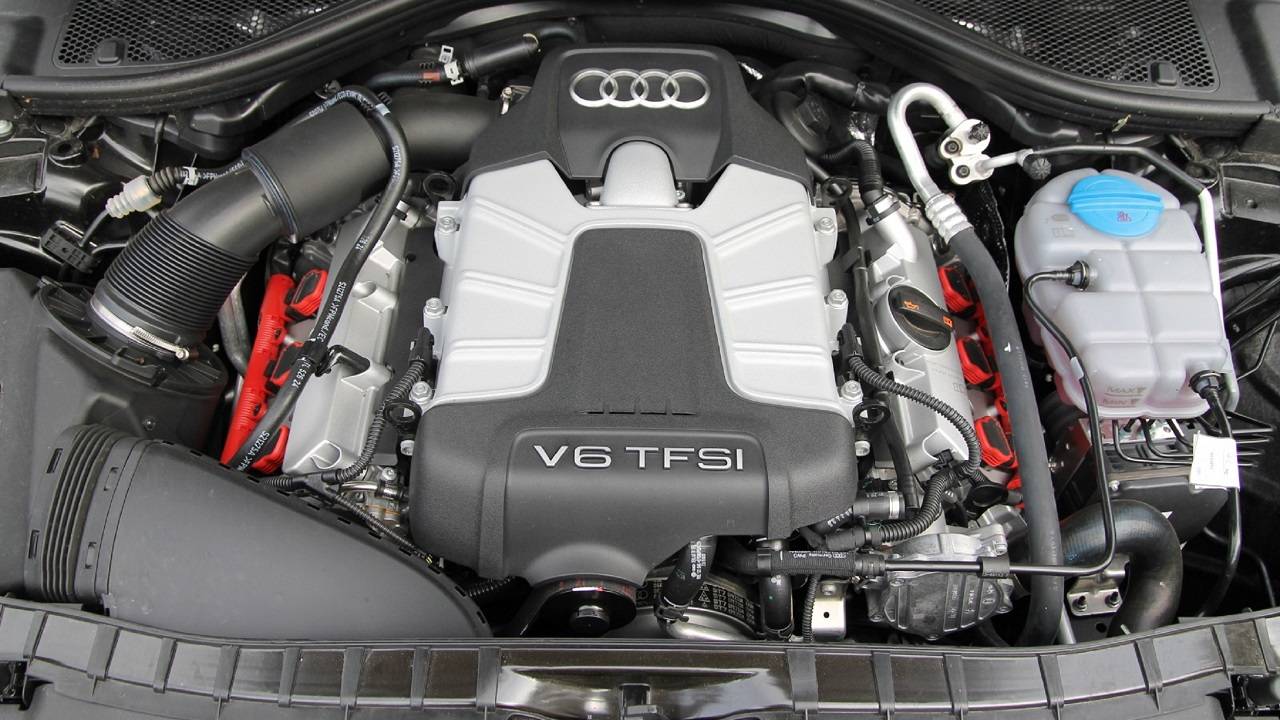 Двигатель 3 4. Audi 3.0 TFSI. Мотор Ауди а7 3.0 TFSI. Двигатель Ауди v6 FSI. Мотор 2.0TFSI Ауди a6.