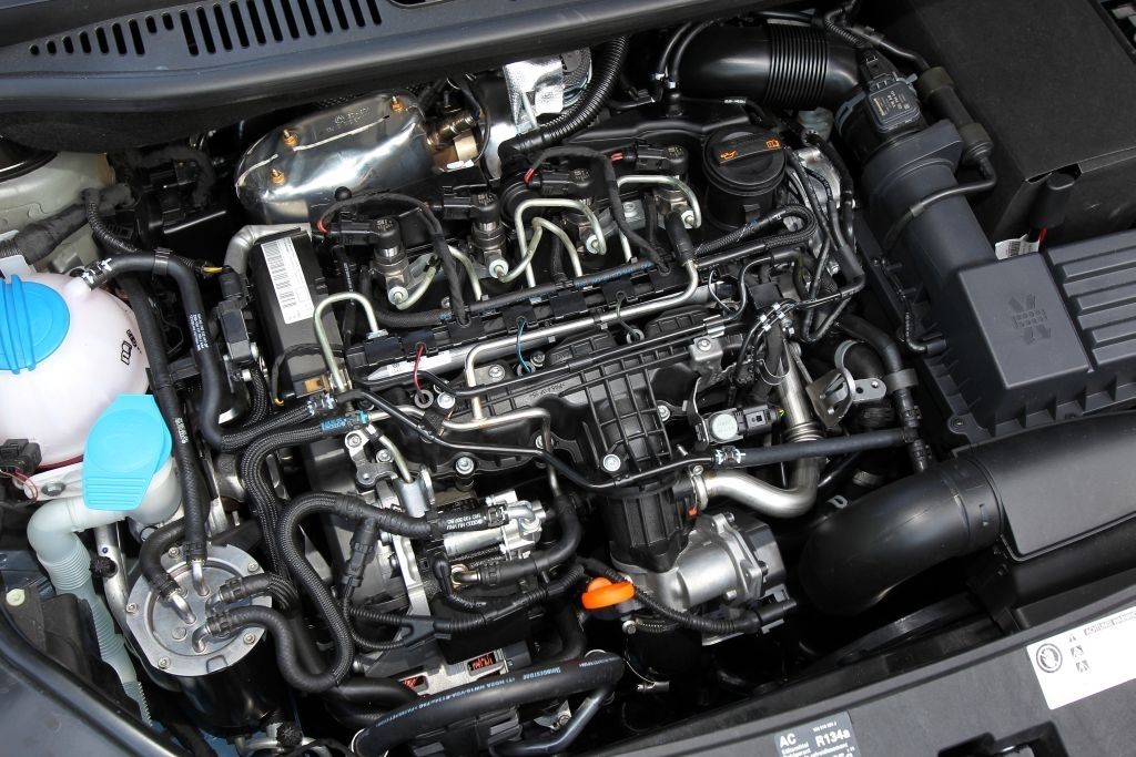 Дизельные двигатели volkswagen. Двигатель VW 2.0 TDI. Двигатель Фольксваген Тигуан. Двигатель Шкода Кодиак 2.0 дизель. VW Tiguan 2 0 TDI мотор.