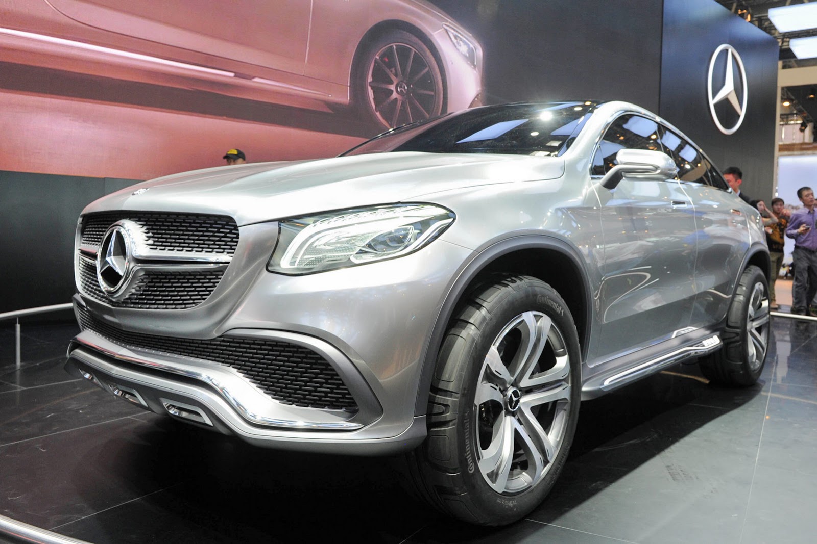 Самый большой джип мерседес: Самый большой внедорожник Mercedes дебютировал в Москве: Новости