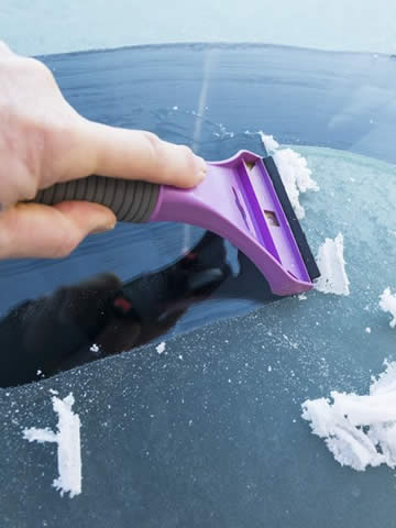 Как убрать царапины с лобового стекла автомобиля: Как убрать царапины с лобового стекла своими руками
