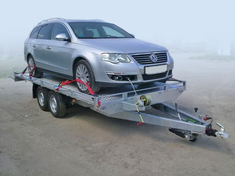 Перевозка авто на лафете: Перевозка авто в Европу из России