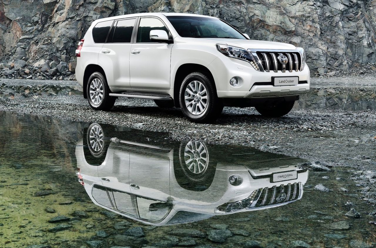 Прадо объем. Моделиста 3 Toyota Land Cruiser Prado 2016 год. Комплектация Тойота ленд Крузер Прадо 150 2016 года. Крузак 150 и 200. Land Cruiser rav4