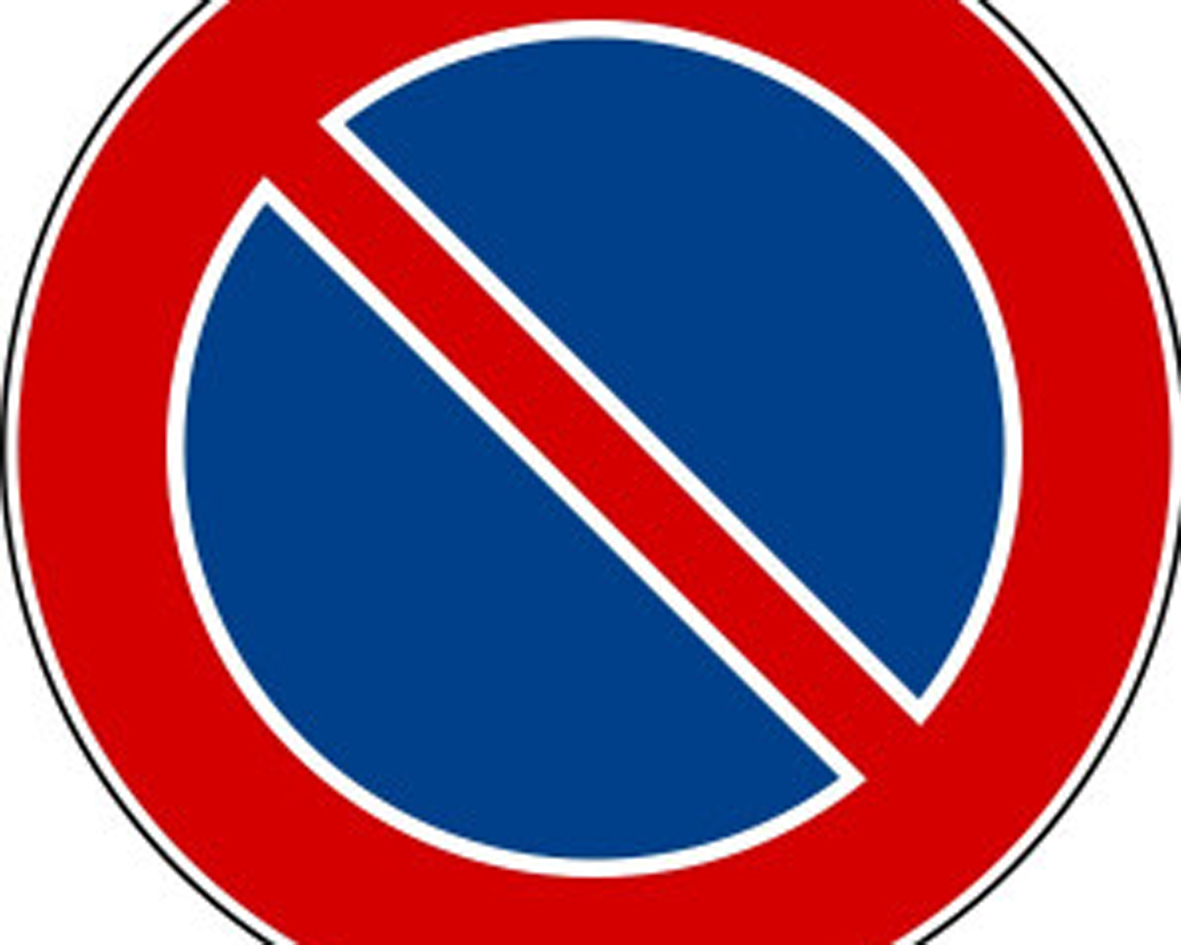 Знак стоянка грузового транспорта запрещена: Дорожный знак стоянка грузового транспорта запрещена. Обозначение парковки и зона действия знака