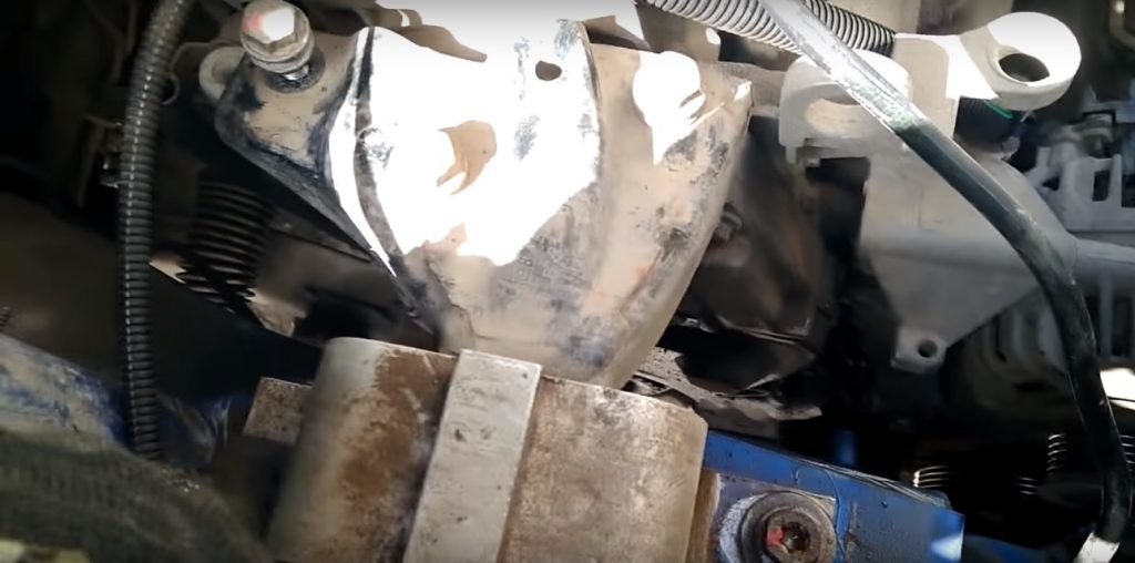 Как поменять ремень грм на рено логан: Замена ремня привода ГРМ 8-клапанного двигателя Renault Logan и Sandero