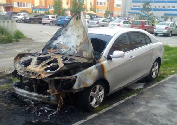 Машина сгорела – : , , ,