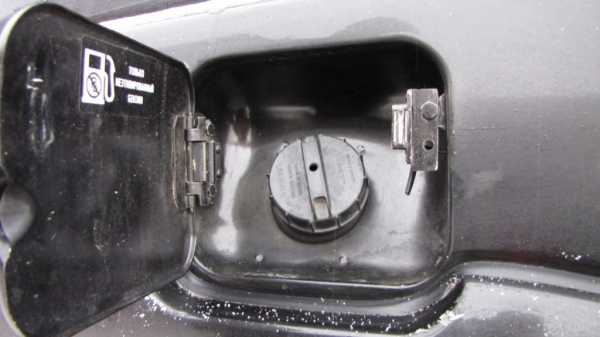 Не открывается крышка бензобака – Что делать, если не открывается лючок бензобака на машине