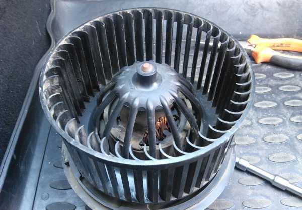 Не работает печка рено логан – Что делать, если не работает печка Renault Logan