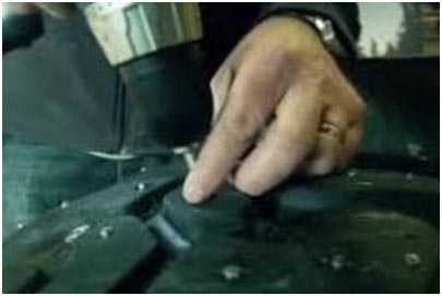 Вставка шипов в зимнюю резину своими руками – Ошиповка шин своими руками: инструкция с фото и видео
